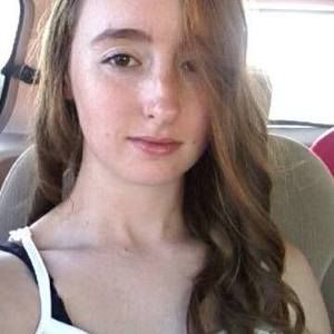 Meet your Posher, Lacey